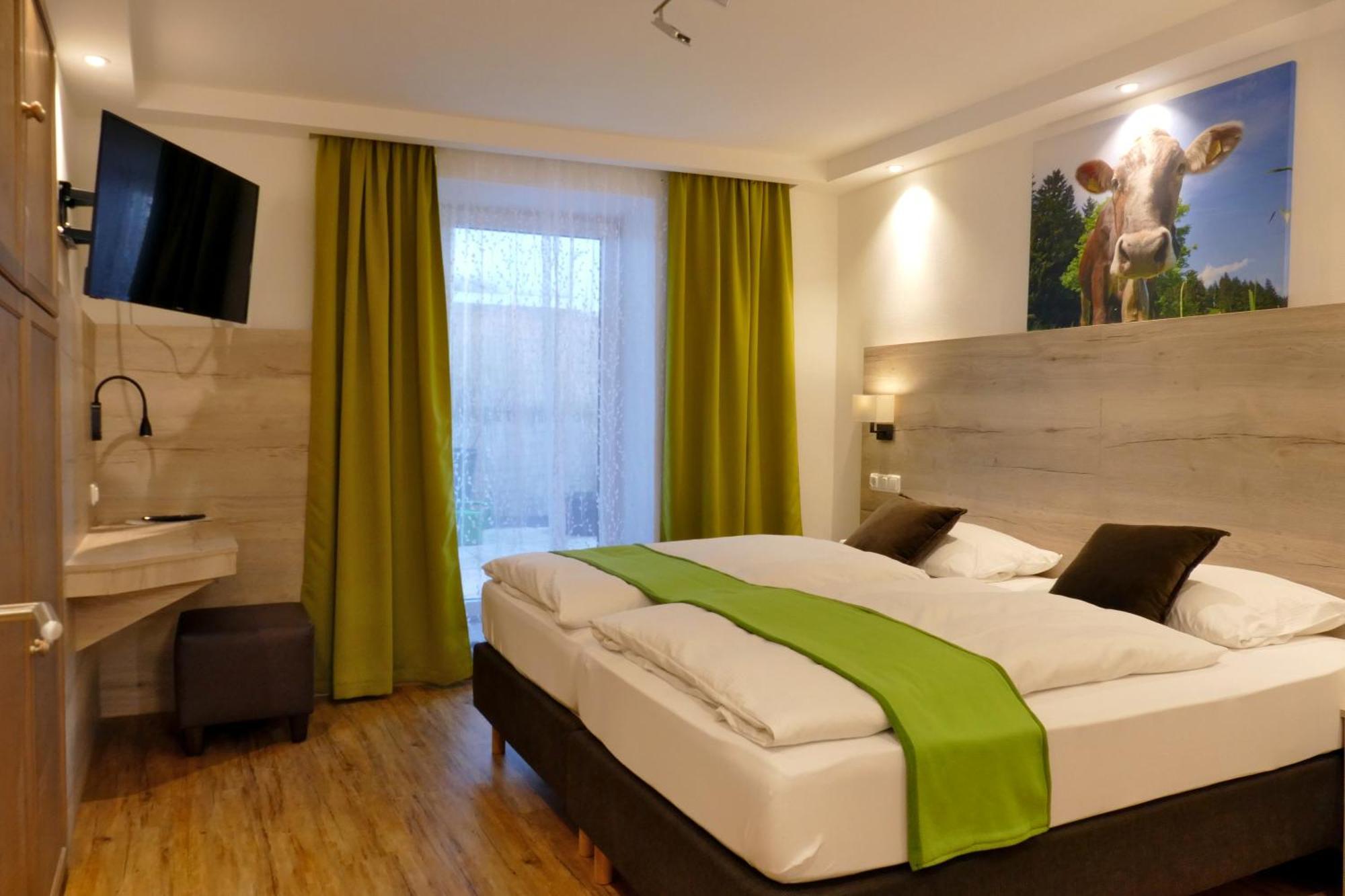 Altstadt-hotel Zum Hechten 3*